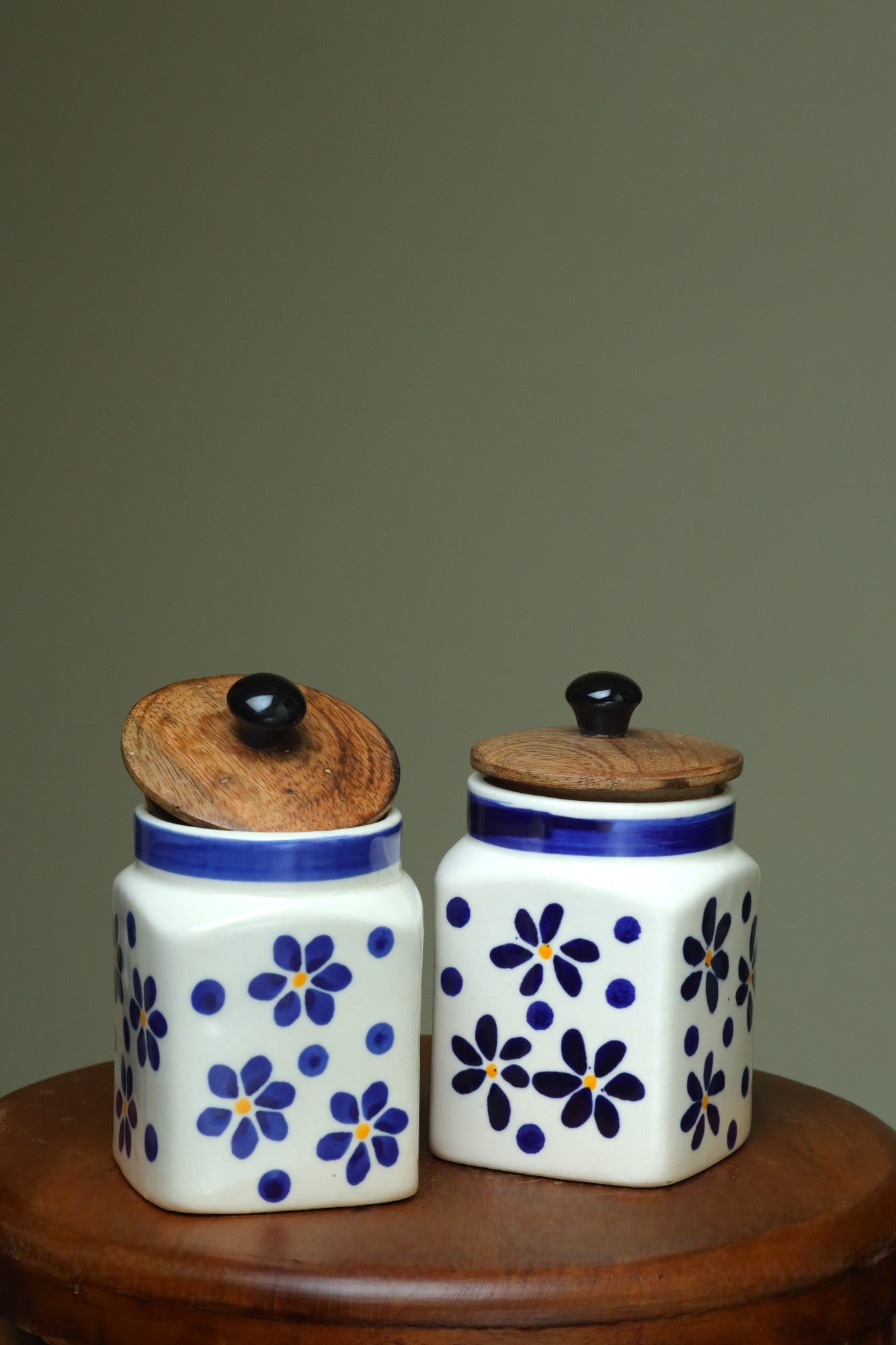Storage jar with Lid