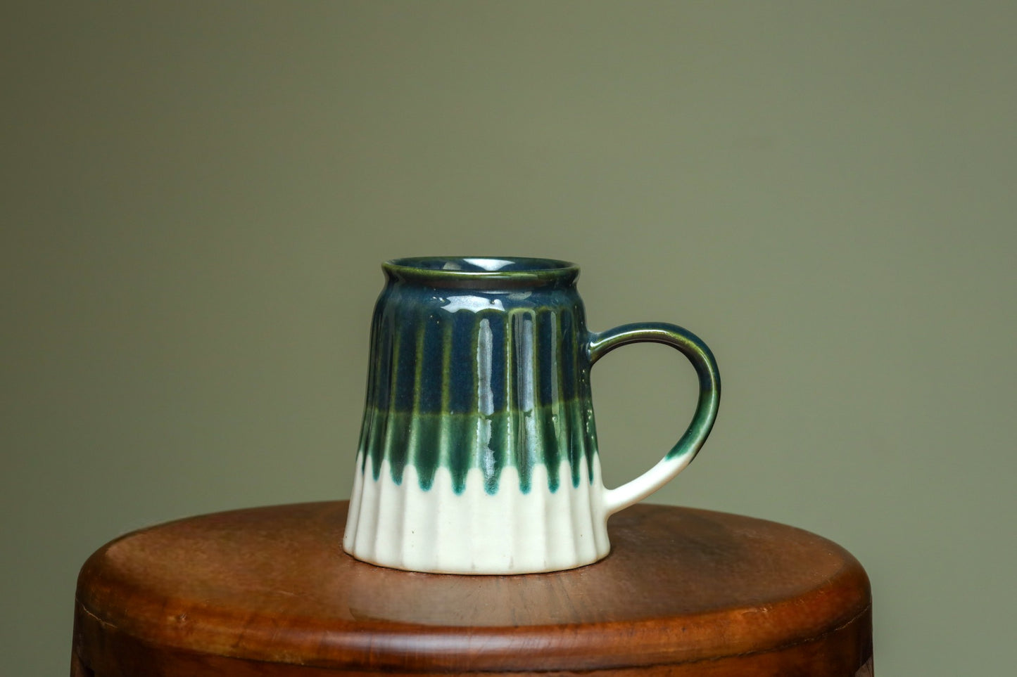 Tapered Coffee Cups in Green & White
