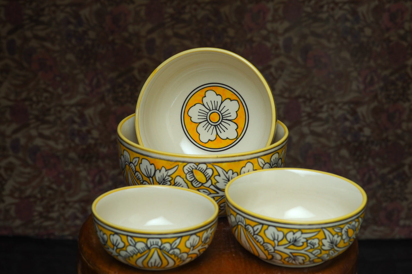 Yellow Bowls with floral pattern - Set of 4