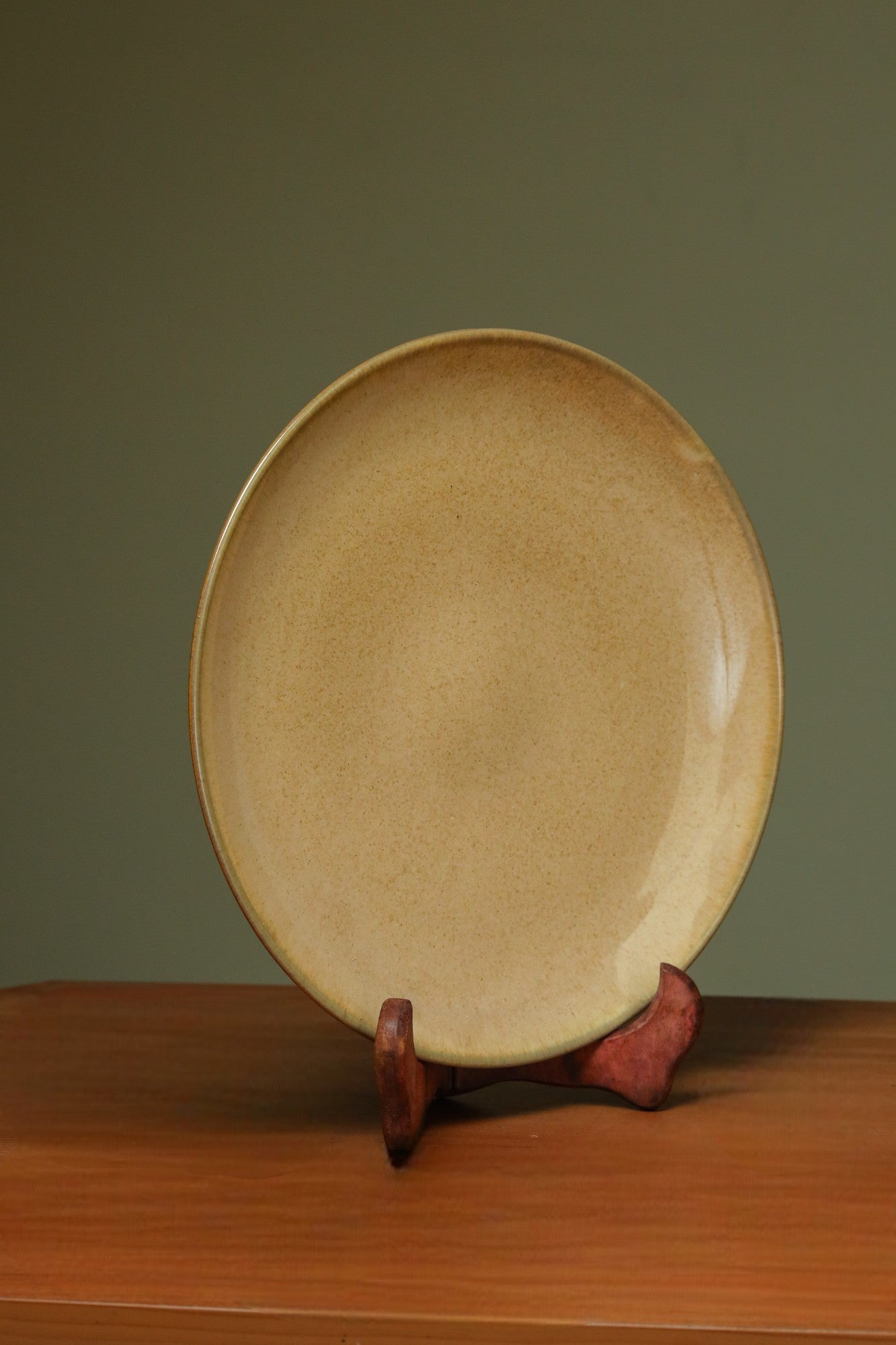 Brown vintage Dinner Plate