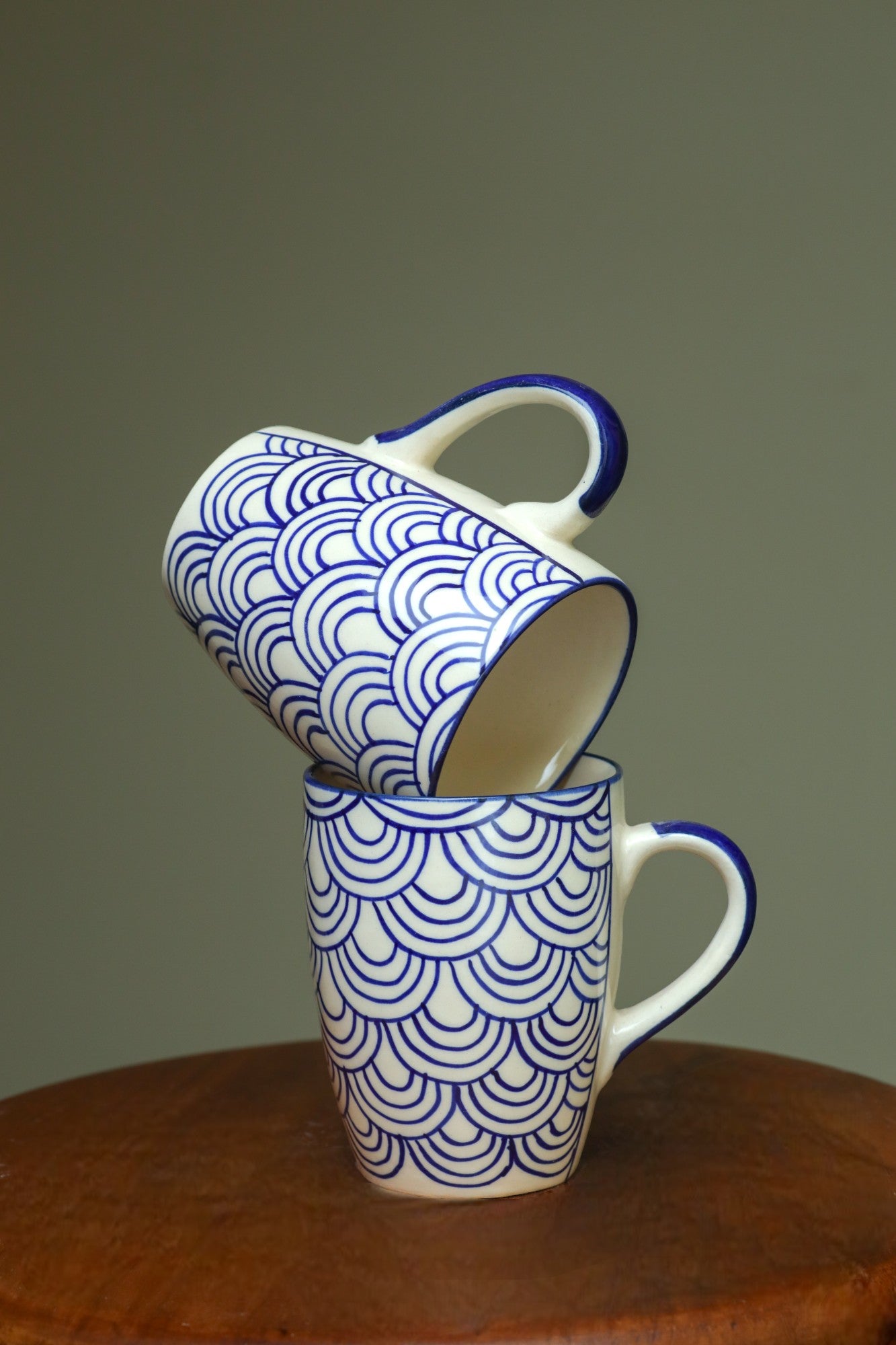 White mugs with blue motif