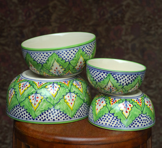 Green Bowls with Floral Pattern - Set of 4