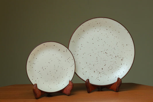 Cream Spotted Dinner & Quarter Plate Set