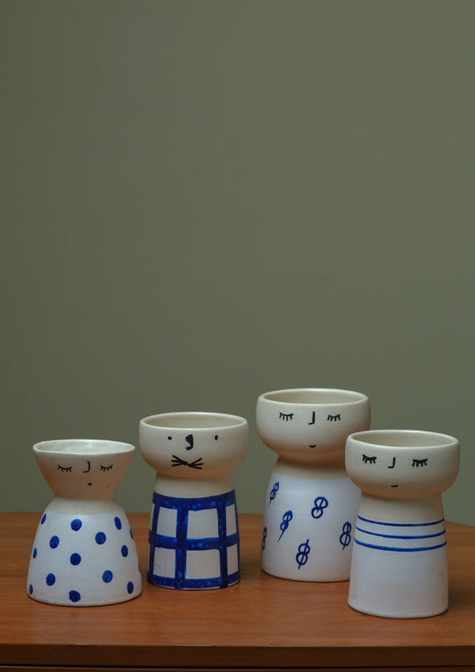 Set of 4 - Cute vase for pampas and flowers